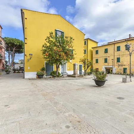 Apartman Il Marinaio By Interhome